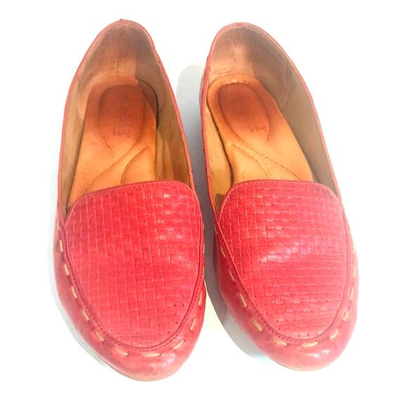 BORN WMS 8 MAPLE LOAFERS RED LEATHER BASKET WEAVE BOHO - Picture 9 of 9
